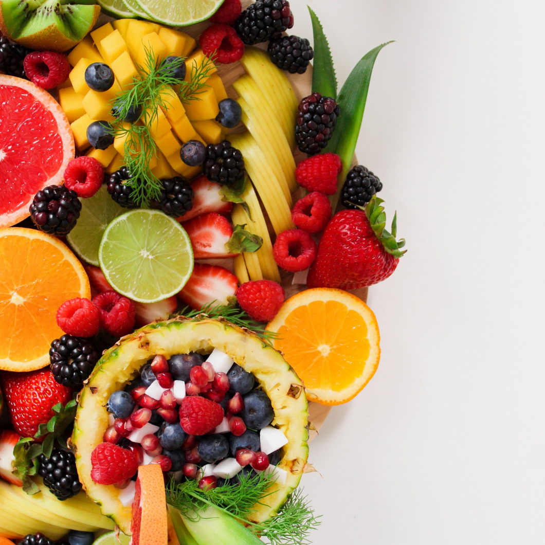 Plateau de fruits frais (4.25$ par personne, minimum de 12 personnes) –  Équilibre Traiteur